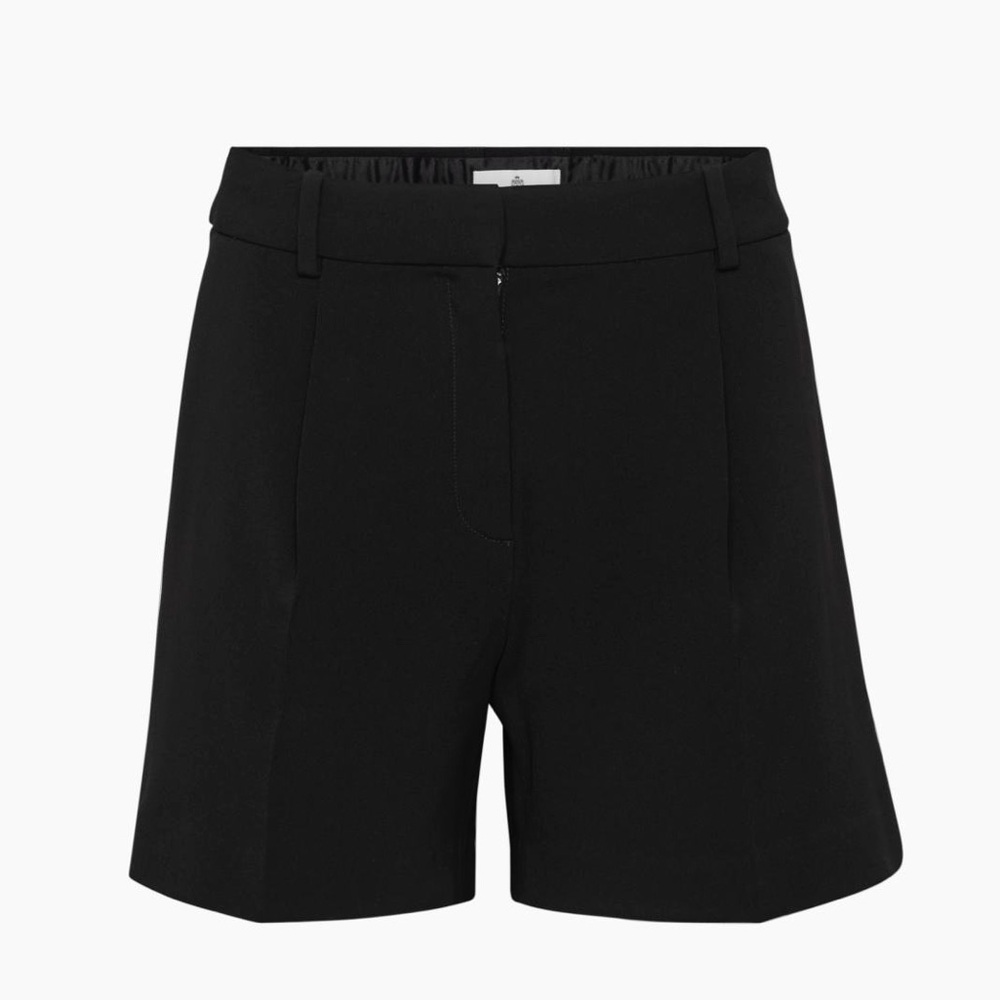Babaton for Aritzia Barbour Shorts